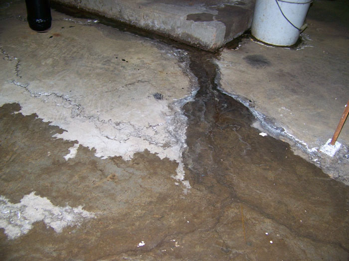 The Risks of Having a Leaky Basement in Dearborn MI and 5 Tips to Deal with It