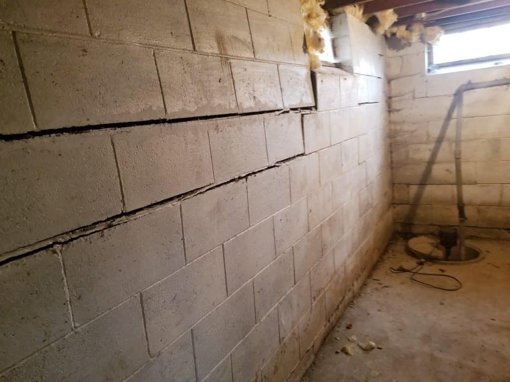 wall-cracks-sterling-heights-mi-everdry-waterproofing-of-s-e-michigan-3