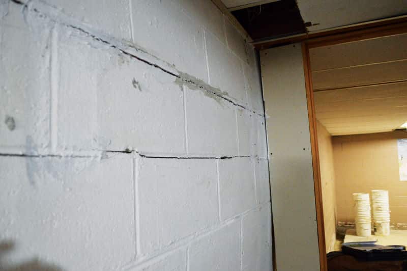bowed-basement-walls-sterling-heights-mi-everdry-waterproofing-of-s-e-michigan-3